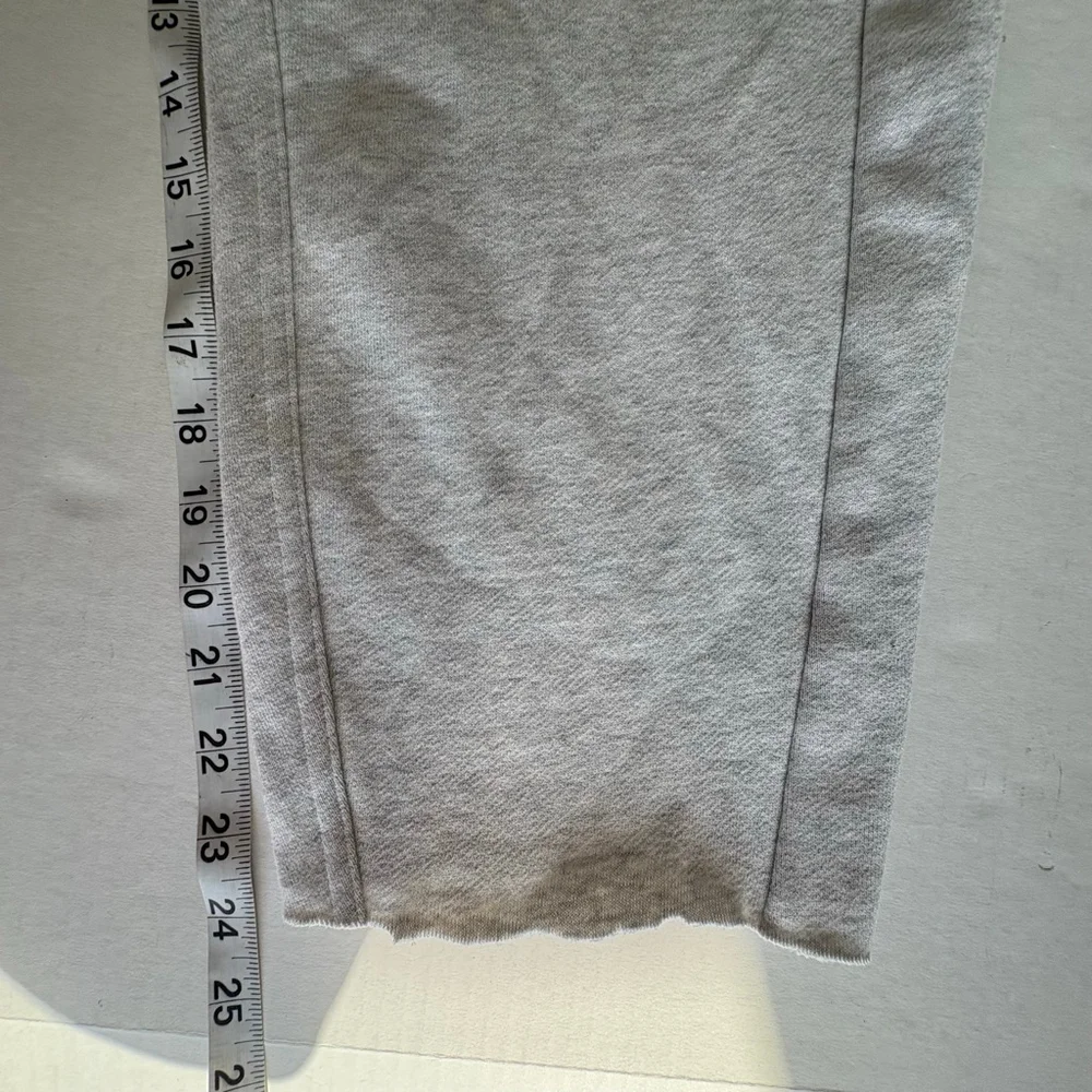 Lululemon Scuba High-Rise Relaxed Jogger Heathered Core Ultra Light Grey size 4 - Picture 15 of 15